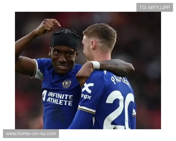 切尔西2-2利兹联帕尔默点射难掩失误,欧冠资格争夺悬念再起 切尔西2-2利兹联帕尔默点射难掩失误,欧冠资格争夺悬念再起